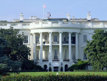 Tribunal sentencia que Trump debe pedir permiso al Congreso para construir salón de baile en la Casa Blanca