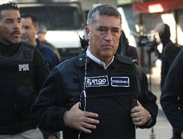 Alcalde Desbordes anuncia mil guardias municipales y nuevo Cesfam para Santiago