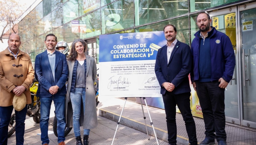 Cámaras de Oxxo quedan incorporadas a central de monitoreo de Providencia