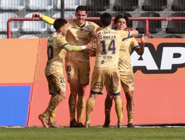 Everton golea a Huachipato por 4-1 en Talcahuano y agudiza la crisis acerera