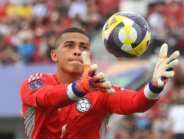 Problemas de último minuto frenan la llegada de Jordan García a Universidad de Chile
