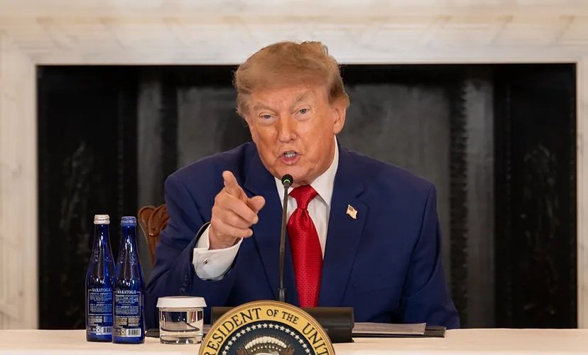 Donald Trump exige a Irán una "indemnización" por todas las personas que han "matado y herido"