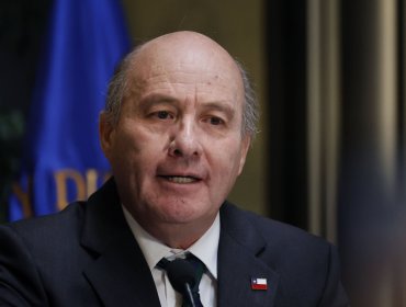 Ministro de Hacienda no se cierra a declarar feriado el 17 de septiembre: "Tenemos que mirarlo con detalle"