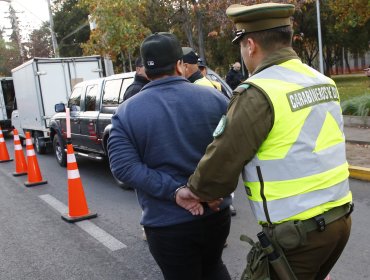 Detienen a conductor venezolano que intentó sobornar a Carabineros con $10.000 en Pudahuel
