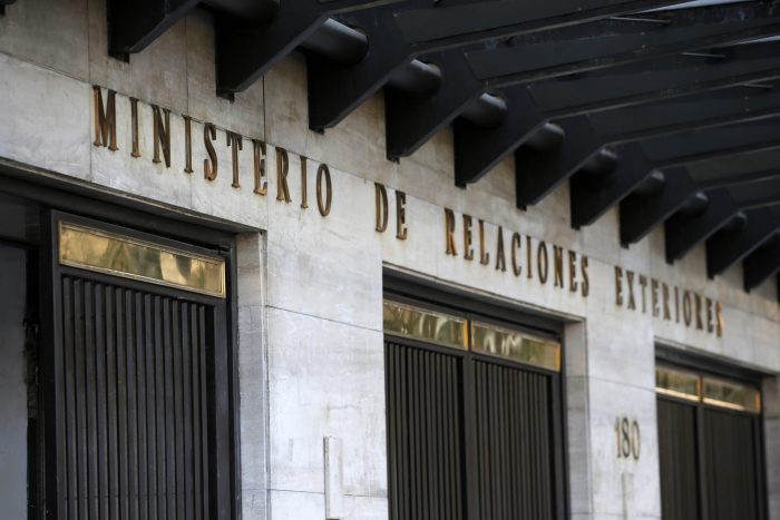 Diplomáticos cuestionan nombramientos de embajadores y piden establecer "criterios meritocráticos"