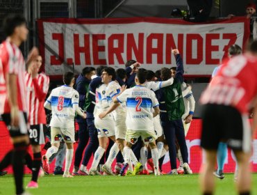 La UC despierta a tiempo gracias a Fernando Zampedri y rescata un empate ante Estudiantes por Copa Libertadores