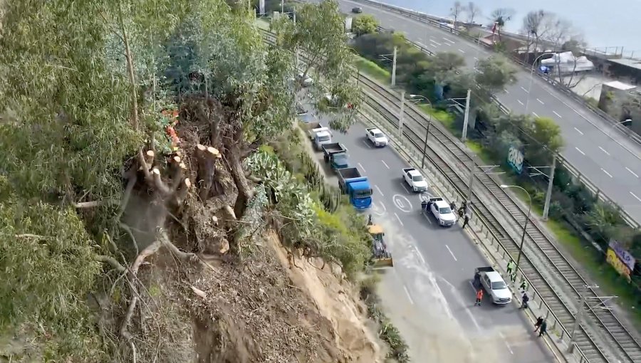 La verdadera historia tras el derrumbe de avenida España: informe de Sernageomin fue clave para prolongar cierre hacia Viña del Mar