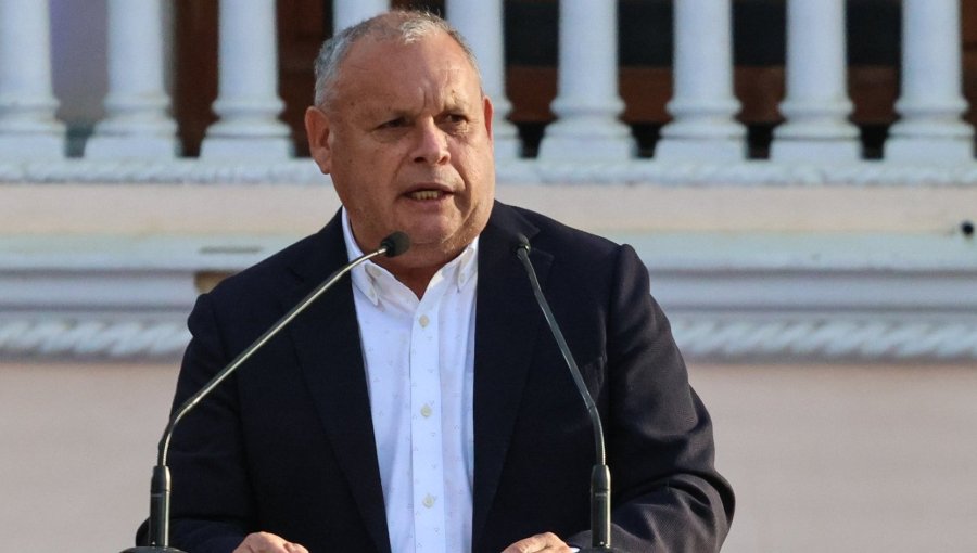 Gobernador Mundaca acusa “desconocimiento” del subsecretario Venezian y lo apunta por “tergiversar la realidad” tras ayuda ganadera