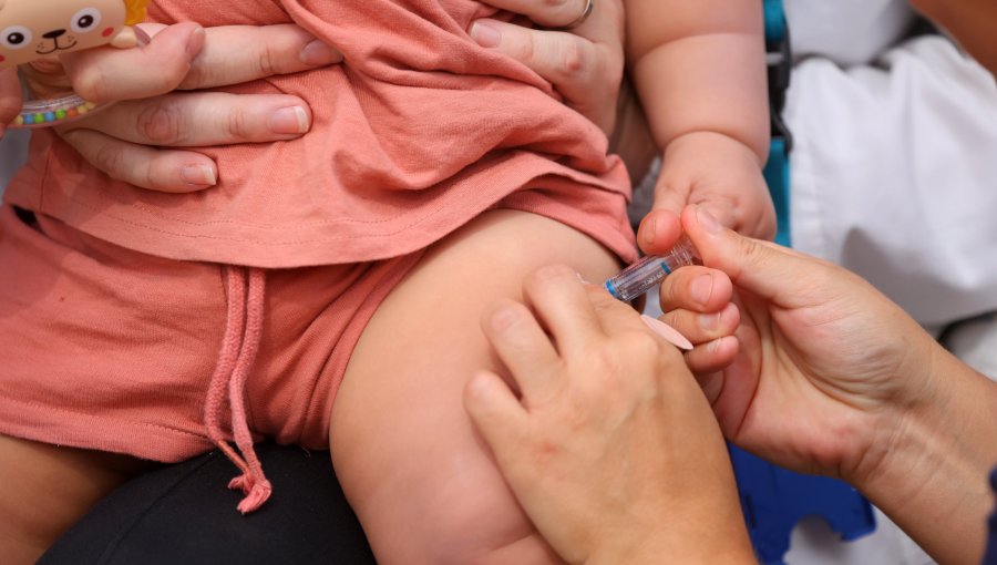Trump modifica recomendaciones de vacunación infantil en EE.UU. y reduce de 18 a 11 las vacunas para todos los niños