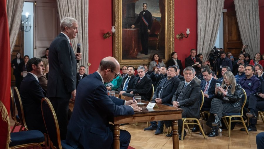 Salida anticipada de líderes de oposición marcó encuentro entre el Presidente Kast y alcaldes de Valparaíso, O'Higgins y Metropolitana
