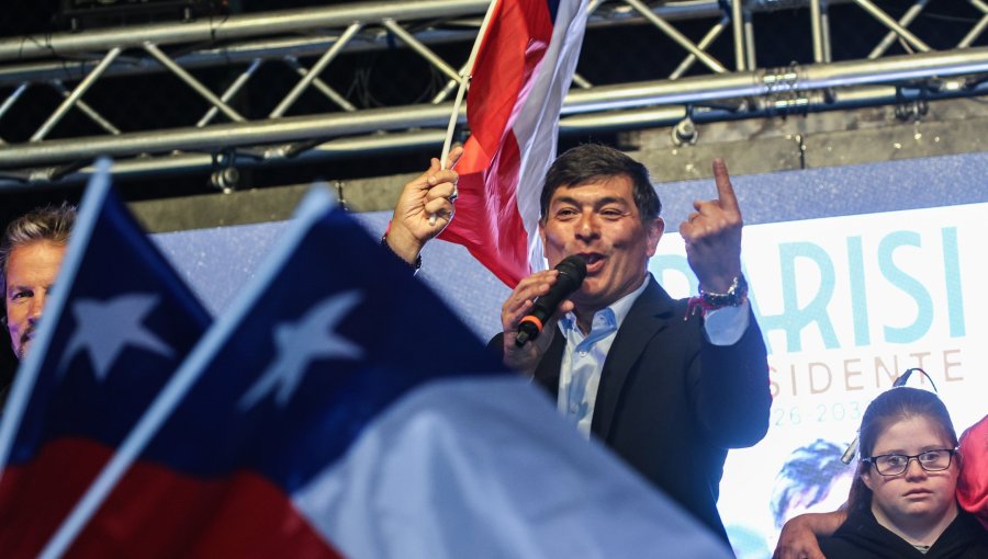 Editorial: El preocupante negacionismo de quien busca ser presidente de Chile: Franco atrapado por Parisi
