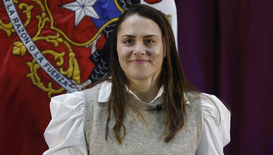 Natalia Duco renuncia a su cargo de ministra del Deporte tras lío por uso de vehículo fiscal