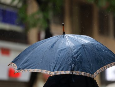 Por tormentas eléctricas, precipitaciones y viento: Declaran Alerta Amarilla para la región Metropolitana