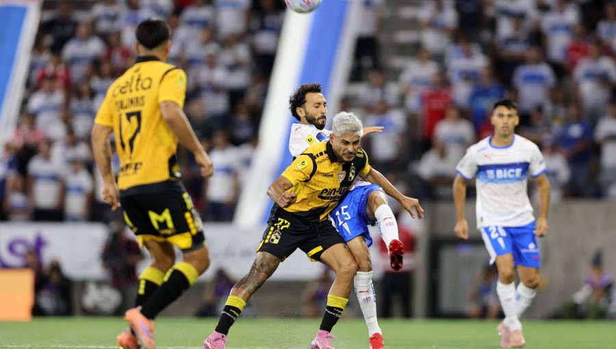 Jugadores de la UC y Coquimbo Unido fueron incluidos en el equipo ideal de la semana de Copa Libertadores
