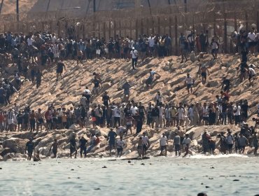 Italia refuerza su vigilancia ante la posible llegada masiva de migrantes a Ceuta