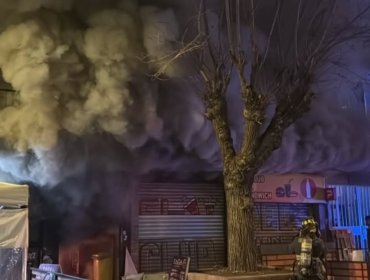 Grave explosión en centro de Viña del Mar deja 6 bomberos lesionados