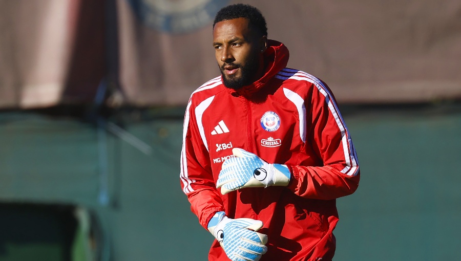 Lawrence Vigouroux debuta con triunfo como titular en el Swansea por la Championship