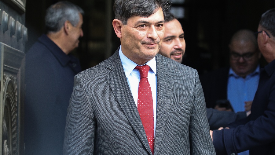 Parisi cuestiona a Kast por conflictos en el gabinete: "No tiene liderazgo"