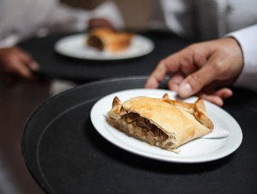 Valparaíso busca su mejor empanada: abren convocatoria para concurso gastronómico