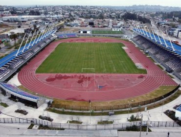 Seremi del Deporte se compromete a que inauguración del estadio de San Antonio será durante el primer semestre de 2027