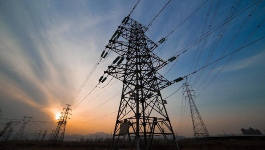 Ministerio de Energía anunció que durante septiembre se excluirá el período de control de punta del sistema eléctrico