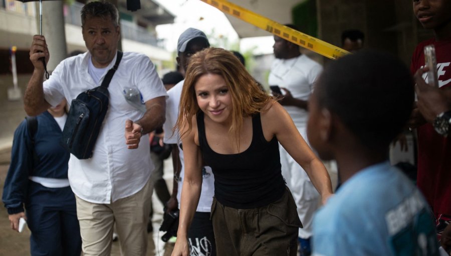 Shakira financiará reconstrucción de universidad y apoyará construcción de 10 colegios tras el fuerte terremoto en Colombia