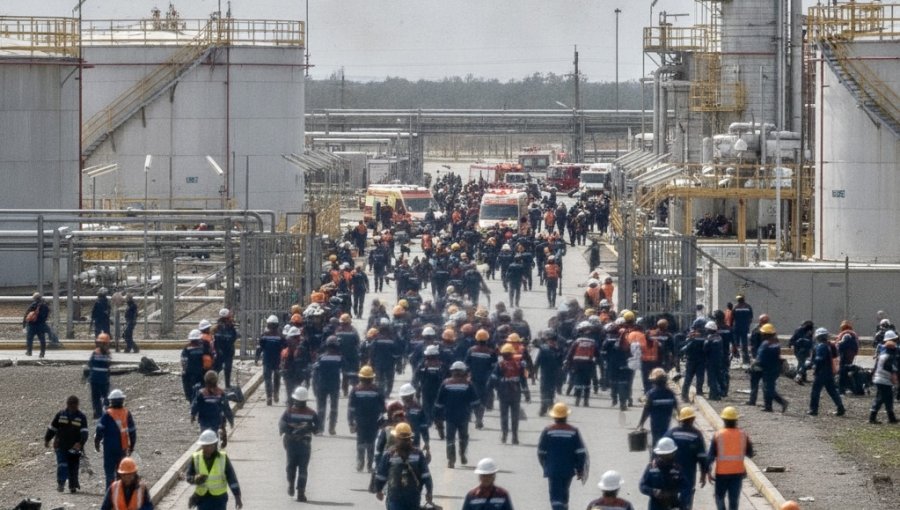 Cerca de 3 mil trabajadores debieron evacuar dependencias de ENAP en Concón por un anuncio de bomba en el casino