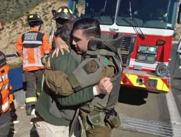 Hombre desiste de lanzarse al vacío tras ser contenido por funcionario de Carabineros durante operativo en Viña del Mar