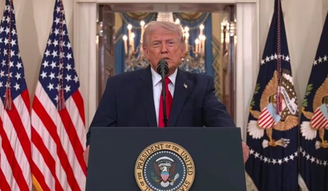 Trump anunció que iniciará una "operación económica devastadora" contra el régimen iraní