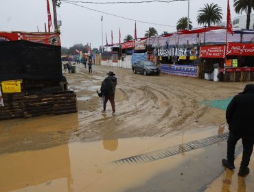 ¿Peligran las fondas? Meteored ratifica un "18" lluvioso en la región de Valparaíso