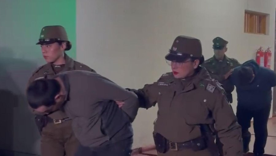 Persecución policial culmina con dos detenidos tras intento de homicidio contra carabineros en Peñalolén