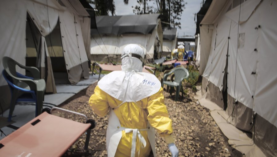 Fallecidos por brote de ébola superan los 2.400 en el Congo: cifra de infectados supera las 5.200 personas