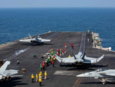 EE.UU. despliega el portaaviones “George Washington” tras denuncias por crisis de salud mental en el “Abraham Lincoln”