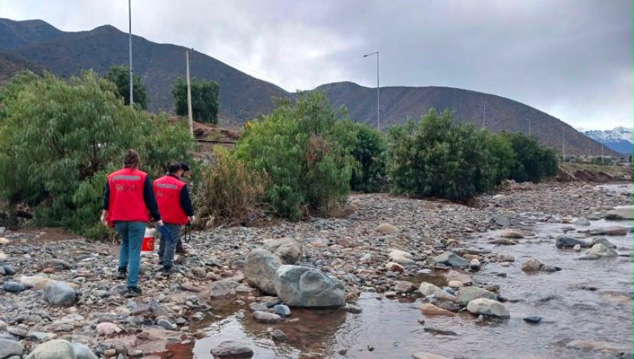 Inician muestreos para evaluar riesgo ambiental de relave abandonado en Petorca