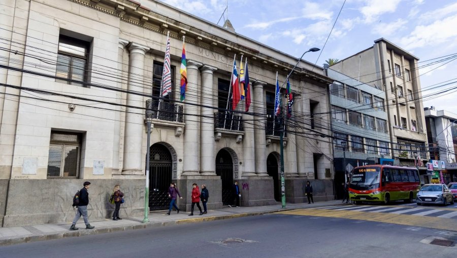 Directora Jurídica de la Municipalidad de Valparaíso que había sido sancionada por Contraloría presenta su renuncia al cargo