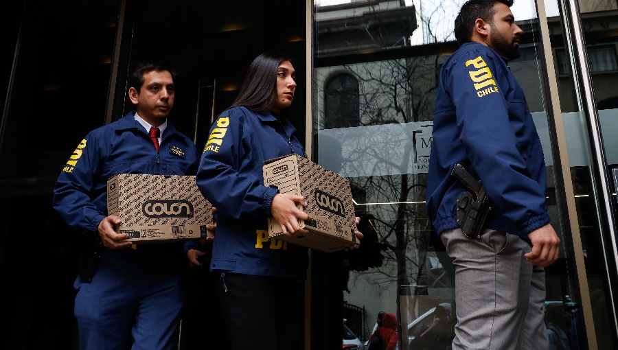 Caso Junaeb: Soser y parlamentarios investigados se desmarcan de las acusaciones