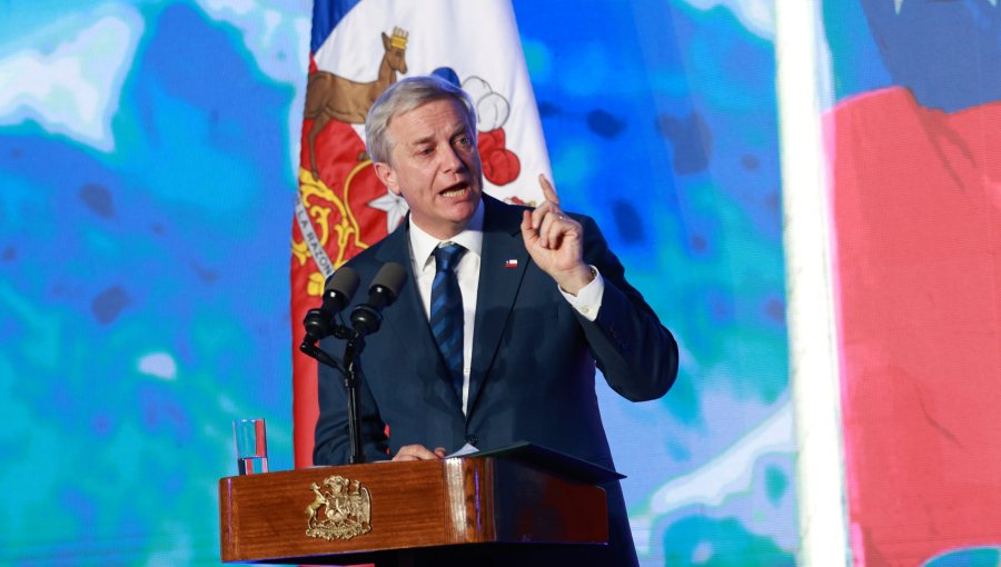 Kast en encuentro empresarial en Concepción dice que en su mandato "queremos ordenar la casa, recuperar el crecimiento, volver a creer"