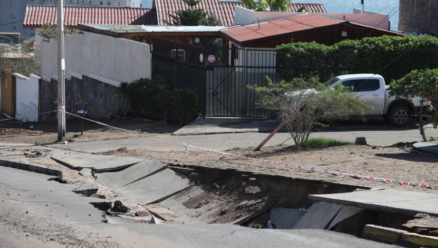 Alcalde Soria revela que la mayor afectación tras intensas lluvias es en viviendas: "Iquique no está preparado"