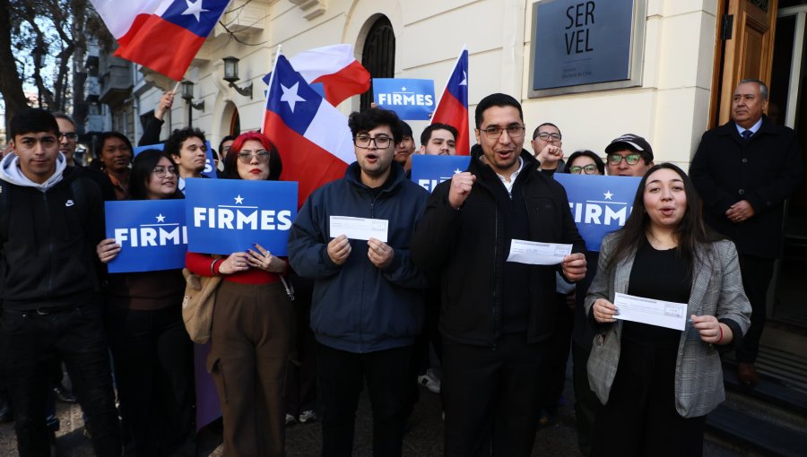 Militantes del PPD renuncian al partido y anuncian la creación del movimiento «Firmes por Chile»