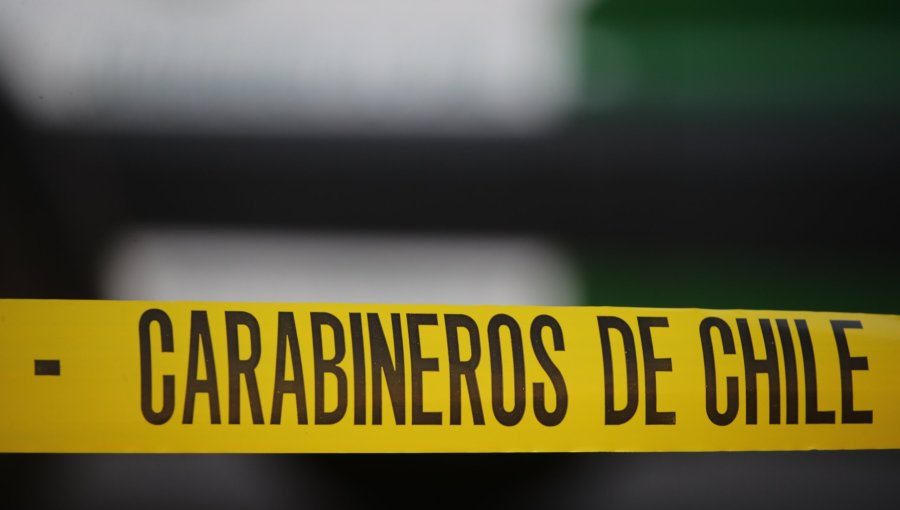 Vehículo impacta contra una vivienda tras colisionar con otro automóvil y deja una persona lesionada en Quillota