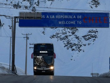 Paso Los Libertadores vuelve a cerrar y revive fantasma de camiones varados: nevazones se extenderían por al menos una semana