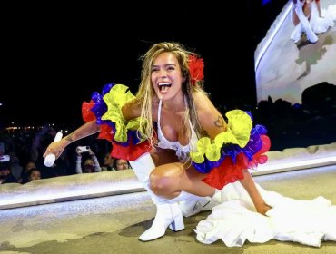 Karol G dona un millón de dólares para ayudar a damnificados por terremoto en Colombia