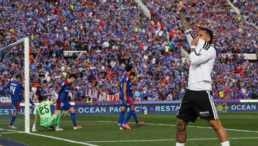 U. de Chile denuncia a Javier Correa por realizar gesto obsceno tras la victoria de Colo-Colo en el Superclásico