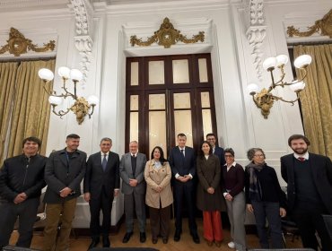 Diputado Celis impulsa mesa transversal de salud para agilizar el acceso a medicamentos y tratamientos innovadores
