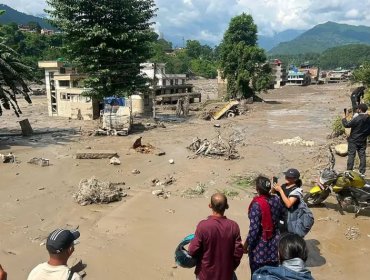 Aumentan a más de 150 los fallecidos por avalancha en la frontera entre Nepal y Tíbet: cientos de personas están desaparecidas