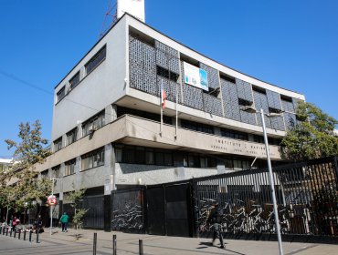 Exalumna del Instituto Nacional fue detenida tras amenazar de muerte a la rectora: Meta reportó la publicación a la PDI