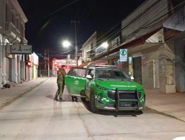 Persecución nocturna termina con carabinera lesionada tras caer desde siete metros en Quillota