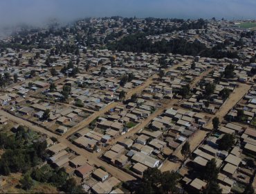 Acuerdan cronograma para abordar tomas en terrenos fiscales y avanzar en proyecto habitacional en San Antonio