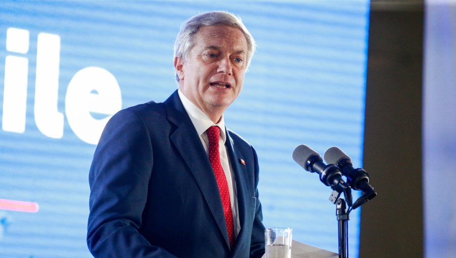 Gobierno ratifica asistencia de Presidente Kast a Foro Madrid y dice que aún no se tiene confirmación sobre la presencia de Milei