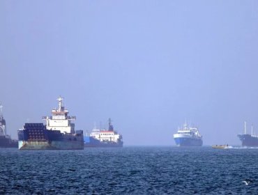 Unos 6 mil marineros siguen atrapados en el estrecho de Ormuz por el conflicto entre Estados Unidos e Irán